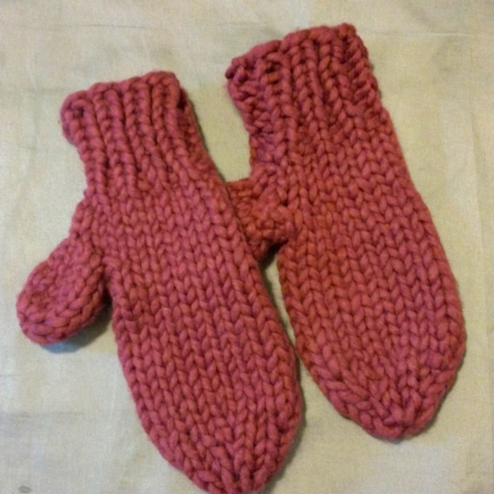 Hand knited Purple MITTENS